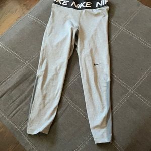Nike crop pant